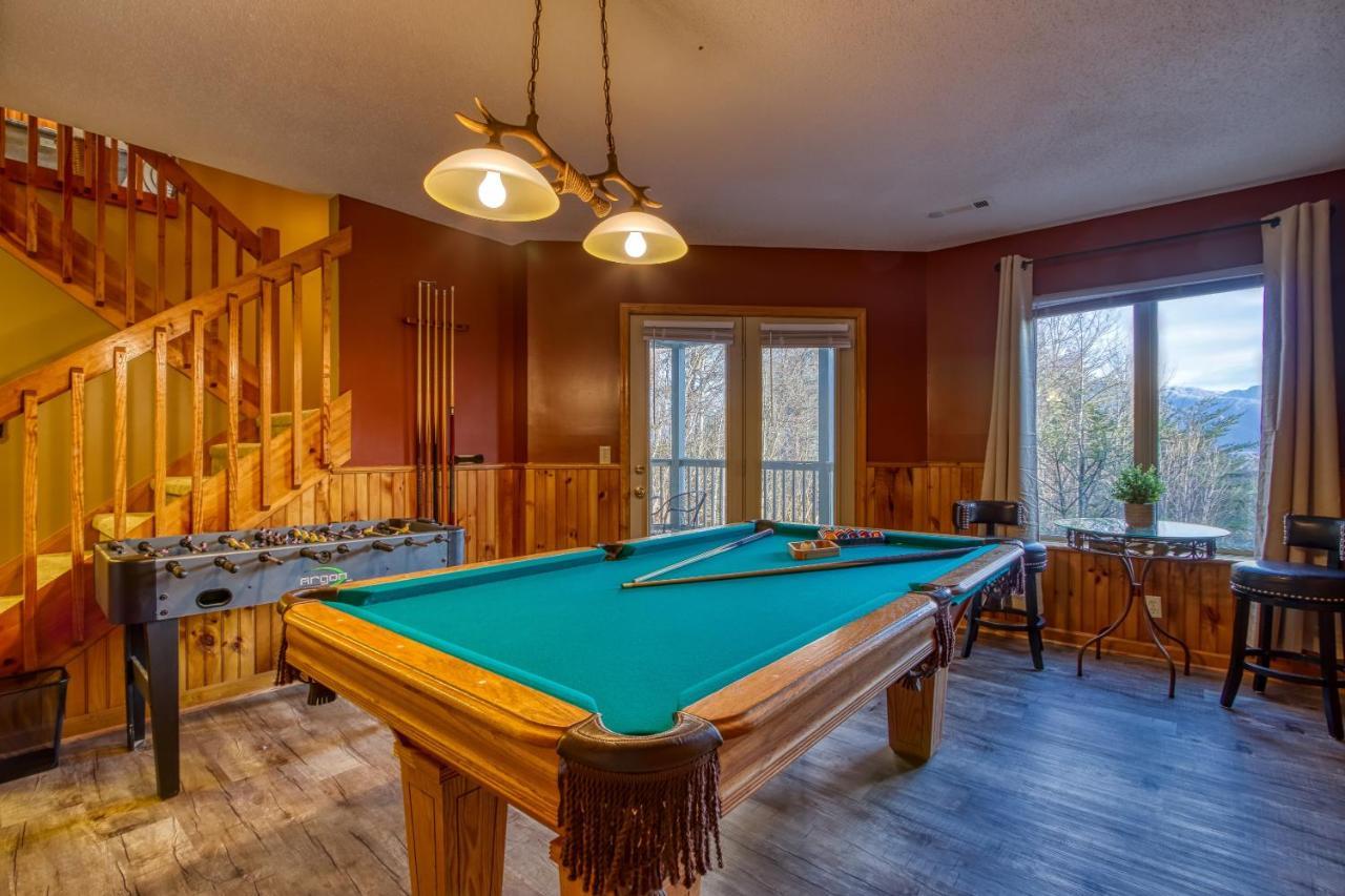 3 Decks, Mtn Views! Tree Tops By Honeybearcabins - Luxury Rain Showers, 3 King Suites, Xl Hottub, Fireplace, Bear Sightings Gatlinburg Exterior foto